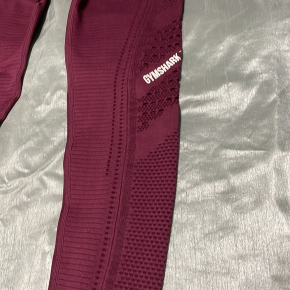 Gymshark Energy Seamless Leggings Athletic Like New Maroon Women's Size Medium - Picture 6 of 8